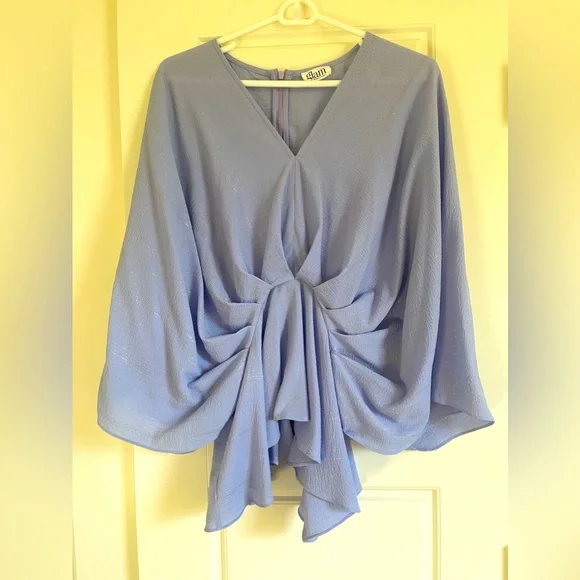 Lavender blouse - Picture 1 of 3